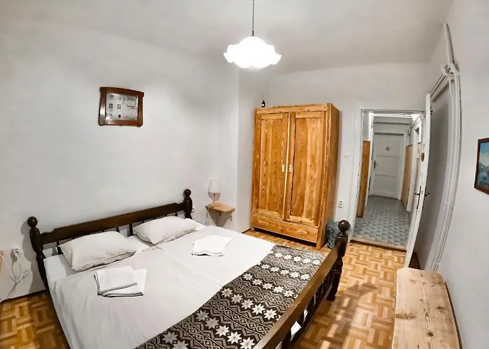 بيت ضيافة Alpine - *