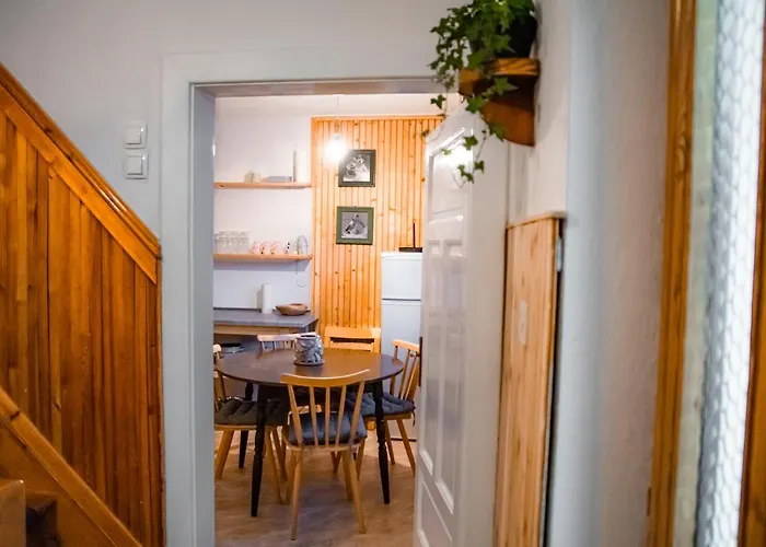 بيت ضيافة Alpine - *